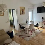 Apartment 4 Neum In Zagreb